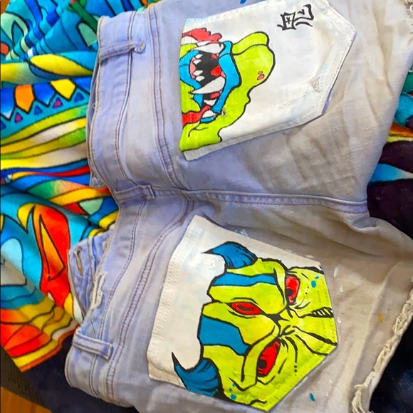 Custom shorts - Picture 1 of 3